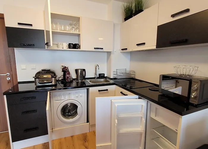 アパート Royal Palm 170 *